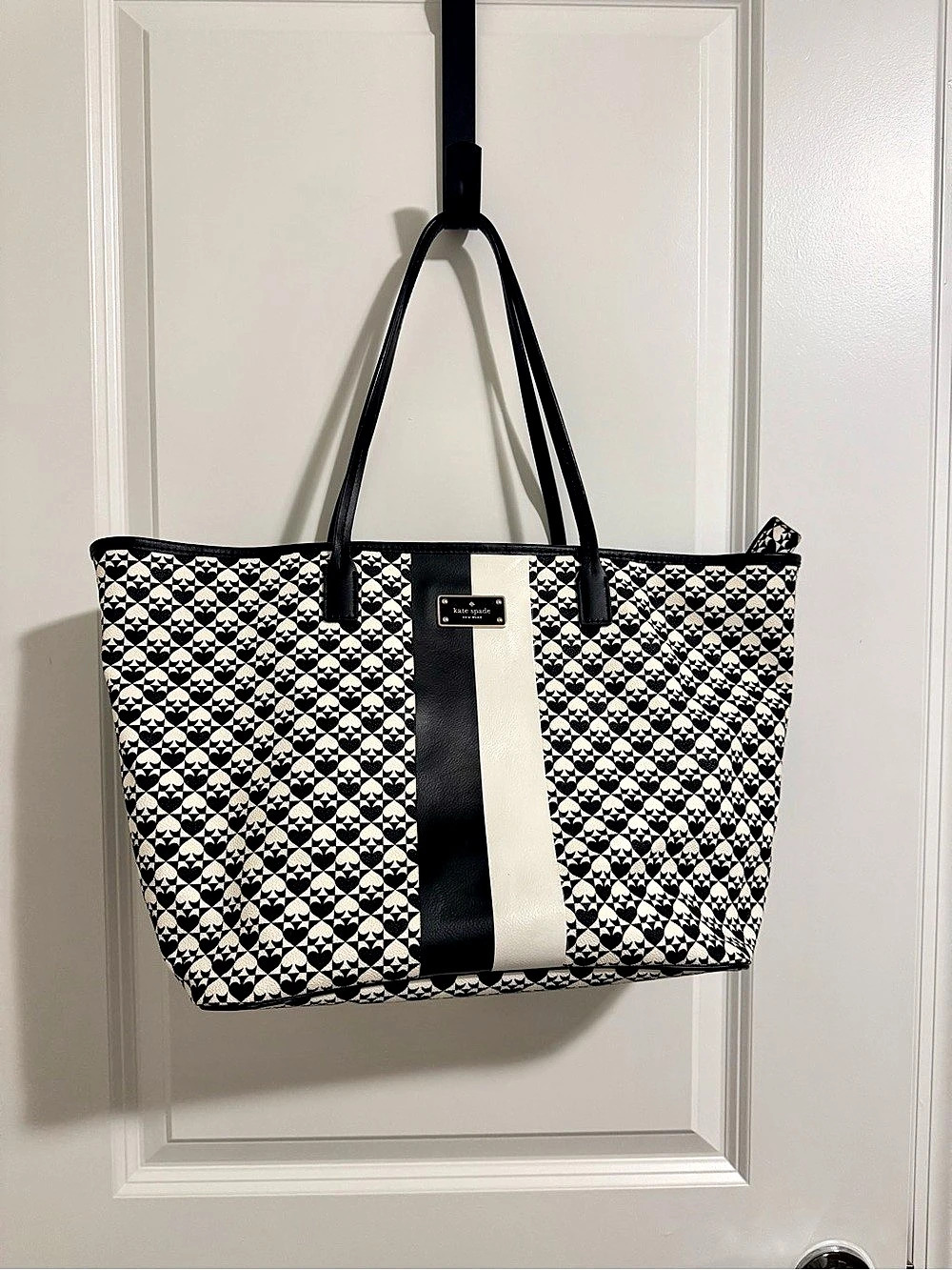 Kate Spade Penn Place Tote in Black & White